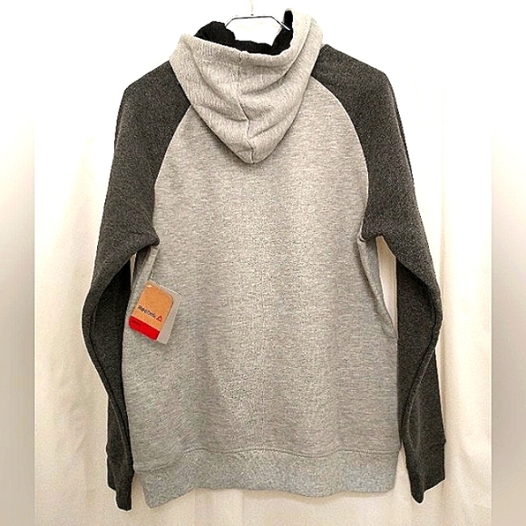 New w/tags Reebok Beast Training Pullover Hoody Small (Some Damage) See Desc. - Picture 6 of 6